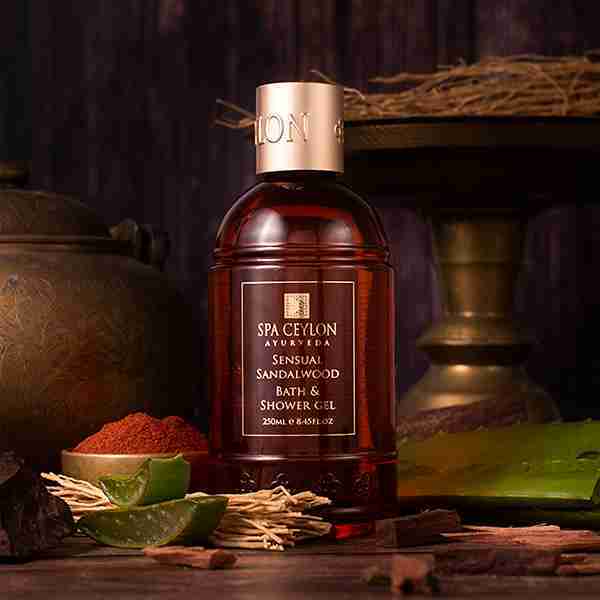 SPA CEYLON Sensual Sandalwood - Bath &amp; Shower Gel -250ml